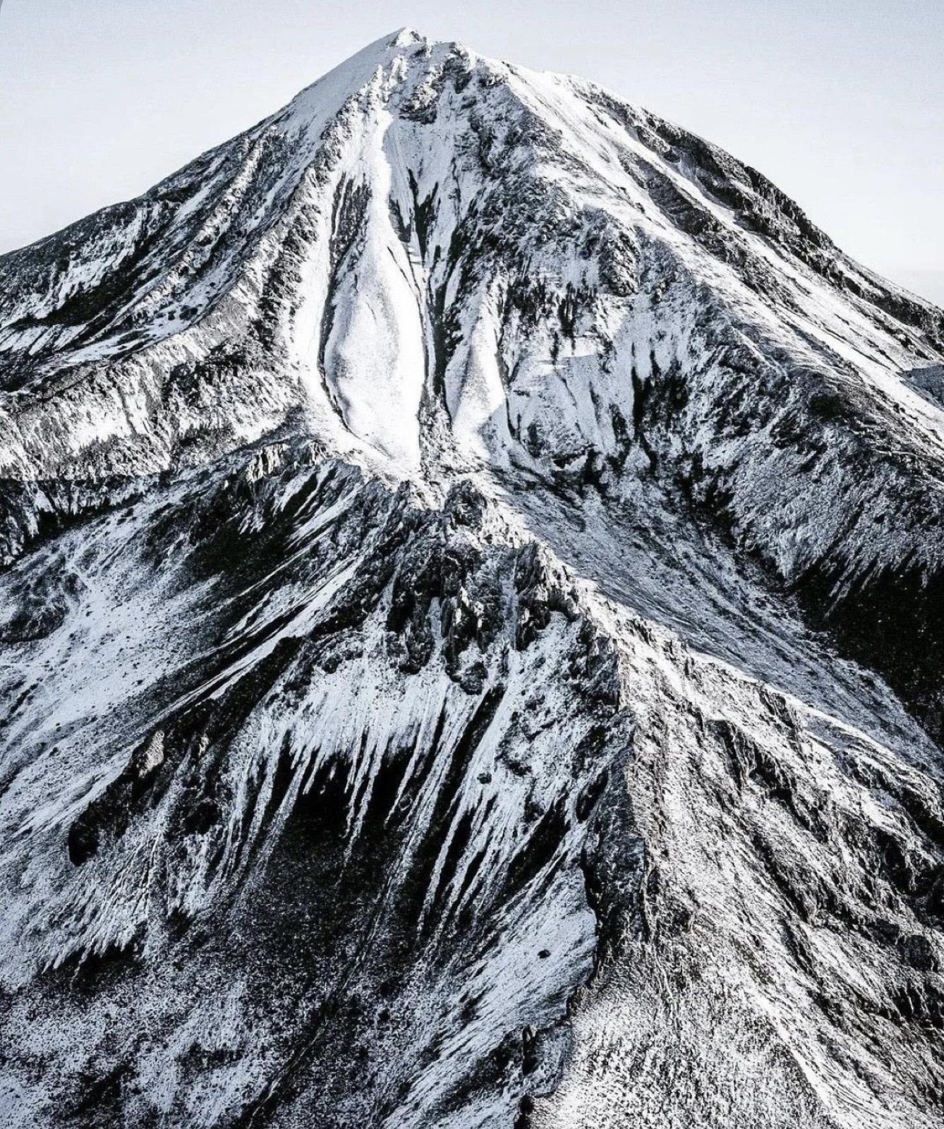 Cumbre del Citlaltépetl — hielo y roca volcánica del Pico de Orizaba, Veracruz